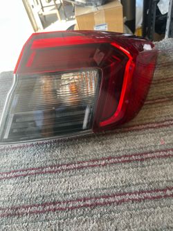 2022-25 Honda civic  right tail light