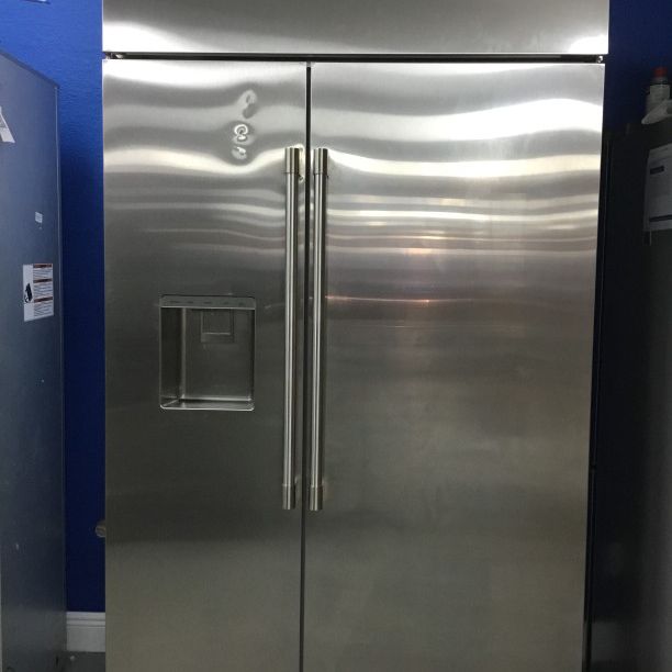 Monogram Stainless steel Built-In (Refrigerator) 48 Model ZISS480DNSS - A-00002672