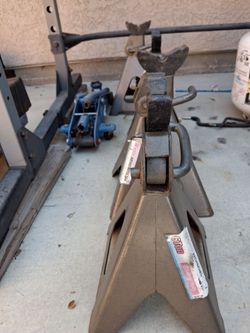 6 Ton  jack stands  4