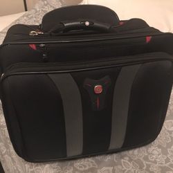 SwissGear rolling case