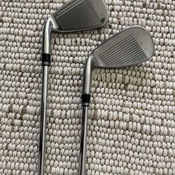 Taylormade R7 4i and AW (RH - Regular Flex)