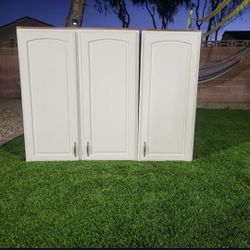 2 KITCHEN CABINETS 