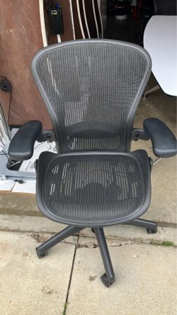 Herman Miller Aeron Chair
