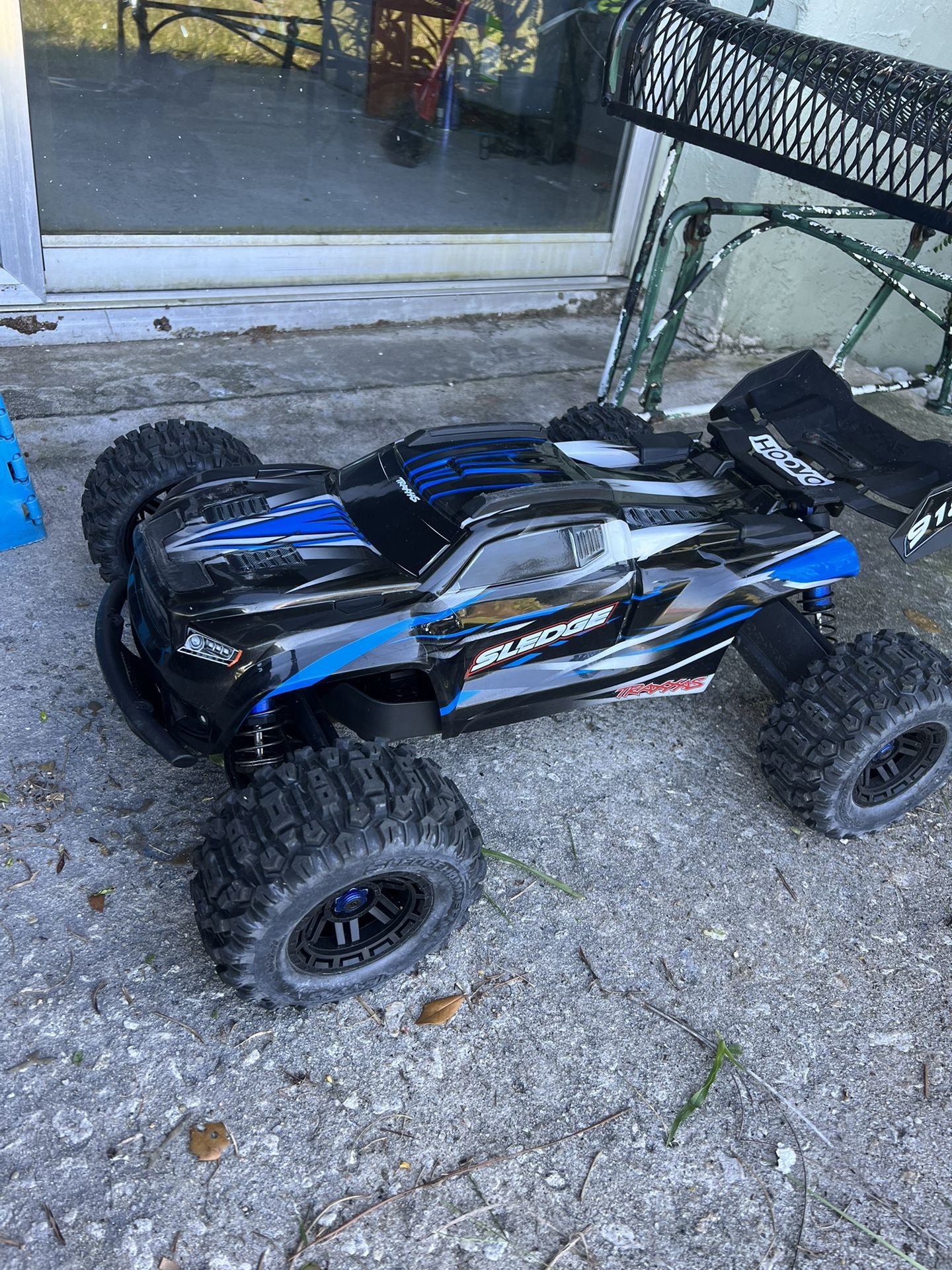 Traxxas Sledge 6s 8s