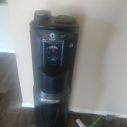 Primo water dispenser and coffee maker