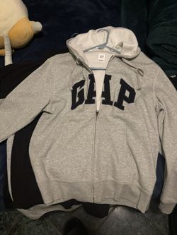 Gap zip up