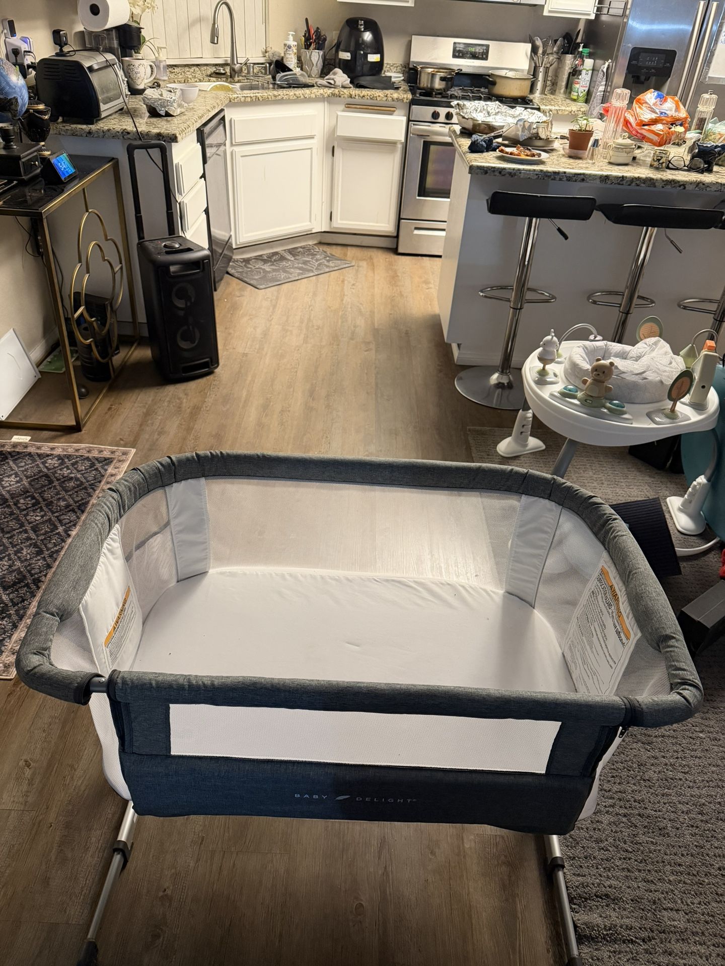 Baby Delight Crib/bassinet