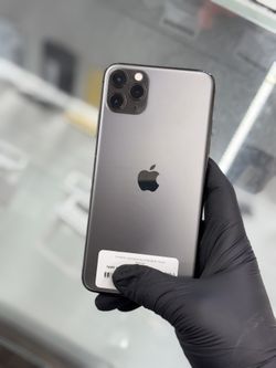 iPhone 11 Pro Max 64GB Factory Unlocked 