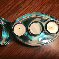 HEAVY GLASS FISH SHAPED CANDLE HOLDER 