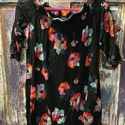Laundry by Shelli Segal Off Shoulder Black Floral Dress size 12 like new smoke free