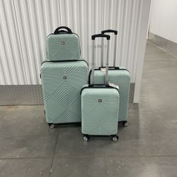 Luggage Set Brand New 4 Pcs Only 110$