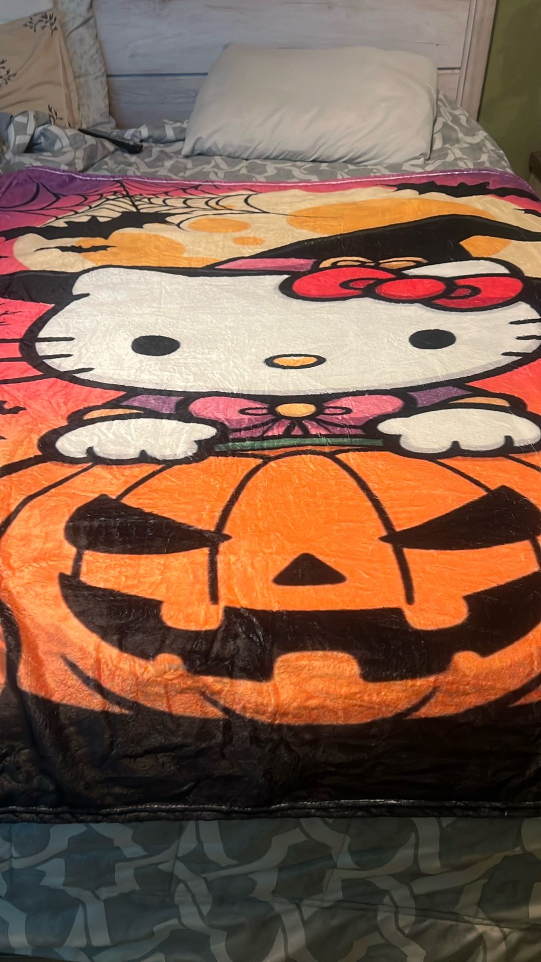 Hello kitty Halloween Blanket