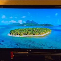 Sony KDL-52V4100 52" BRAVIA® V-Series 1080p LCD HDTV with original remote and stand