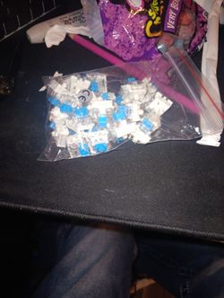 Blue Keybord Switches 35 Piece