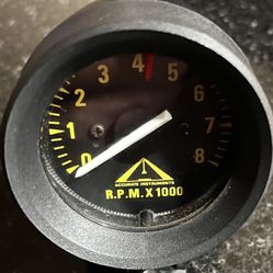 Tachometer 