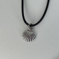 Shell Pendant 