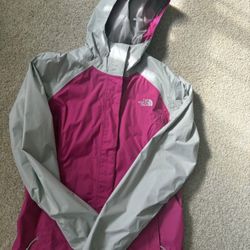 North Face women’s Raincoat 