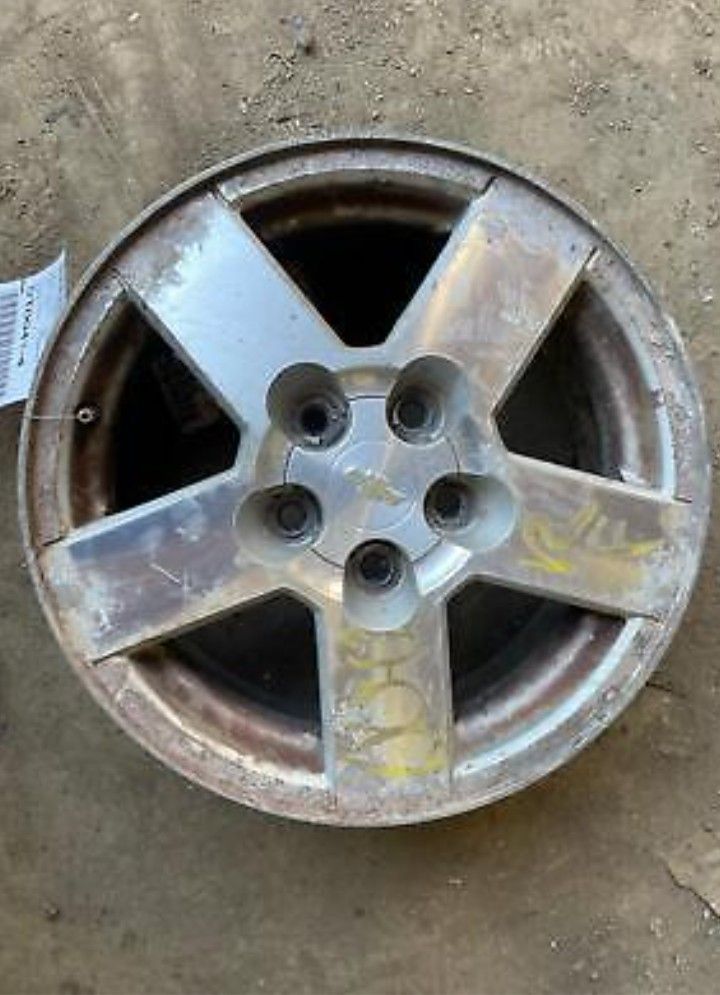 P235/65R16 Used Single 2009 Chevy Equinox LS Rim Pickup Only 
