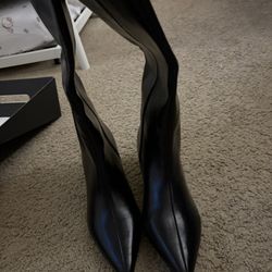 Kitten Heel Boots Brand New 