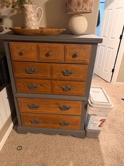 Lenoir house dresser