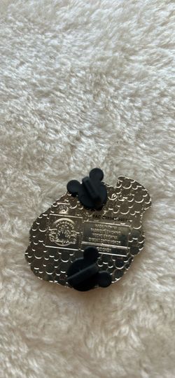 Mad tea party Disney pin
