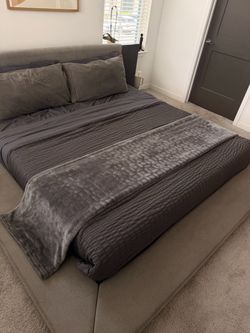 Modern Gray Bed Frame *Pick up only*