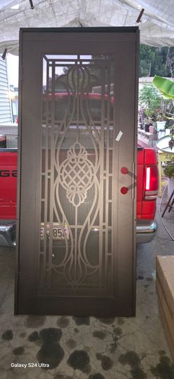 Unique Home Designs
Manchester 32 in. x 80 in. Left Hand/Outswing Desert Sand Aluminum Security Door with Bronze Perforated Metal Screen