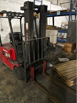 2001 Forklift Raymond Electric sit down