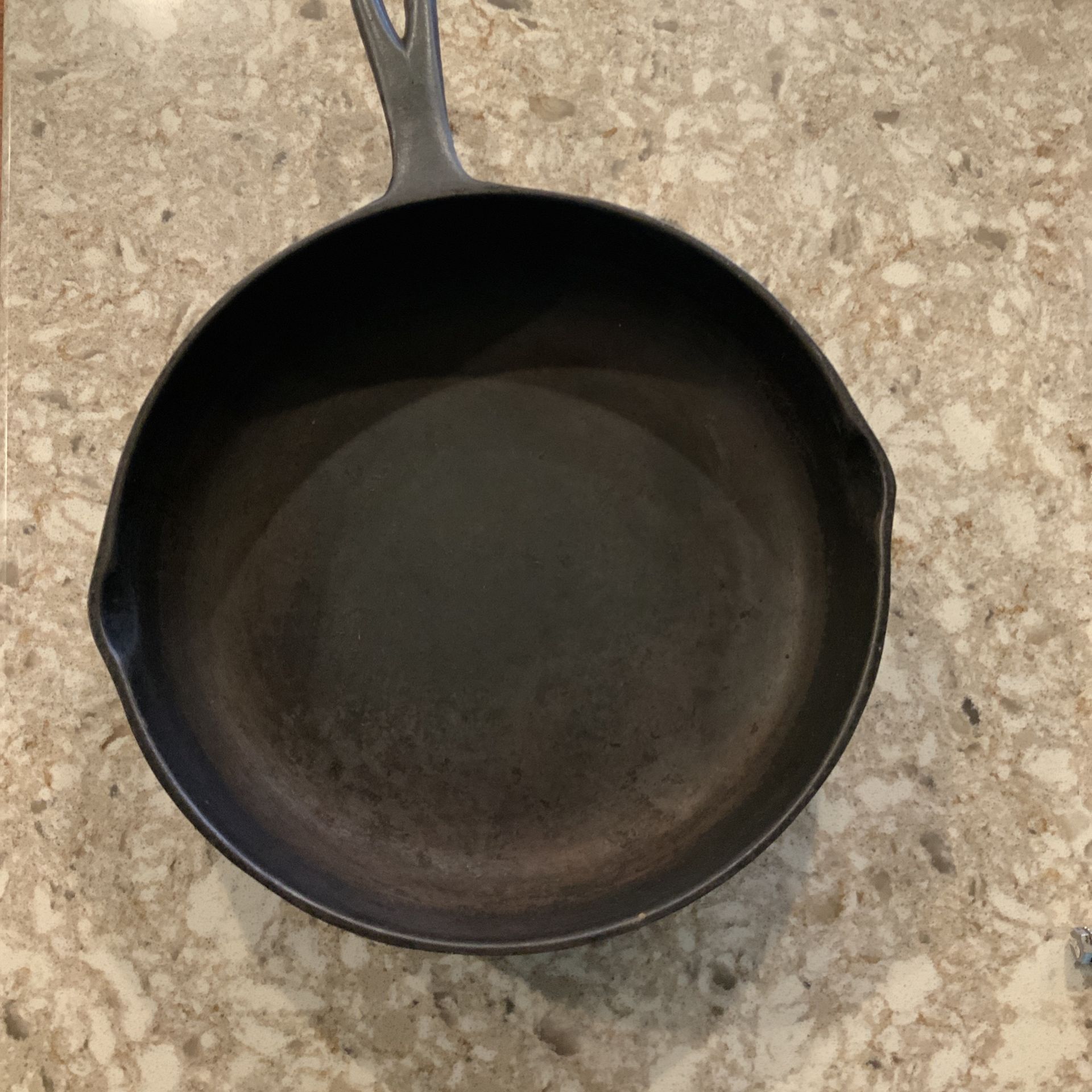 Cast Iron Skillet for Sale in Bonney Lake, WA OfferUp
