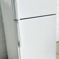 Fridge with top freezer