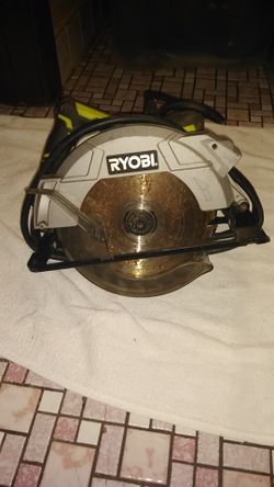 Ryobi skill saw with laser