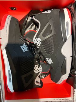 Bred 4 sz 11 worn once