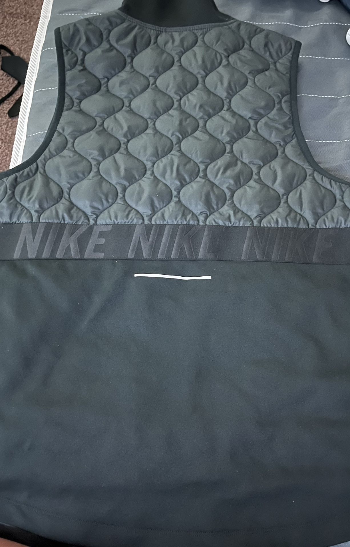 Nike Vest Size M