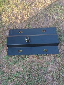 Universal gooseneck ball plate 30000lbs standard 5th wheel rail