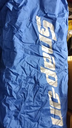 Snap on tool box cover