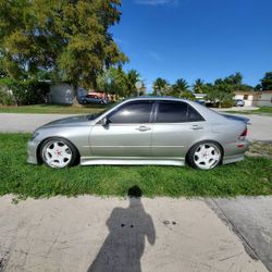 2001 Lexus IS 300