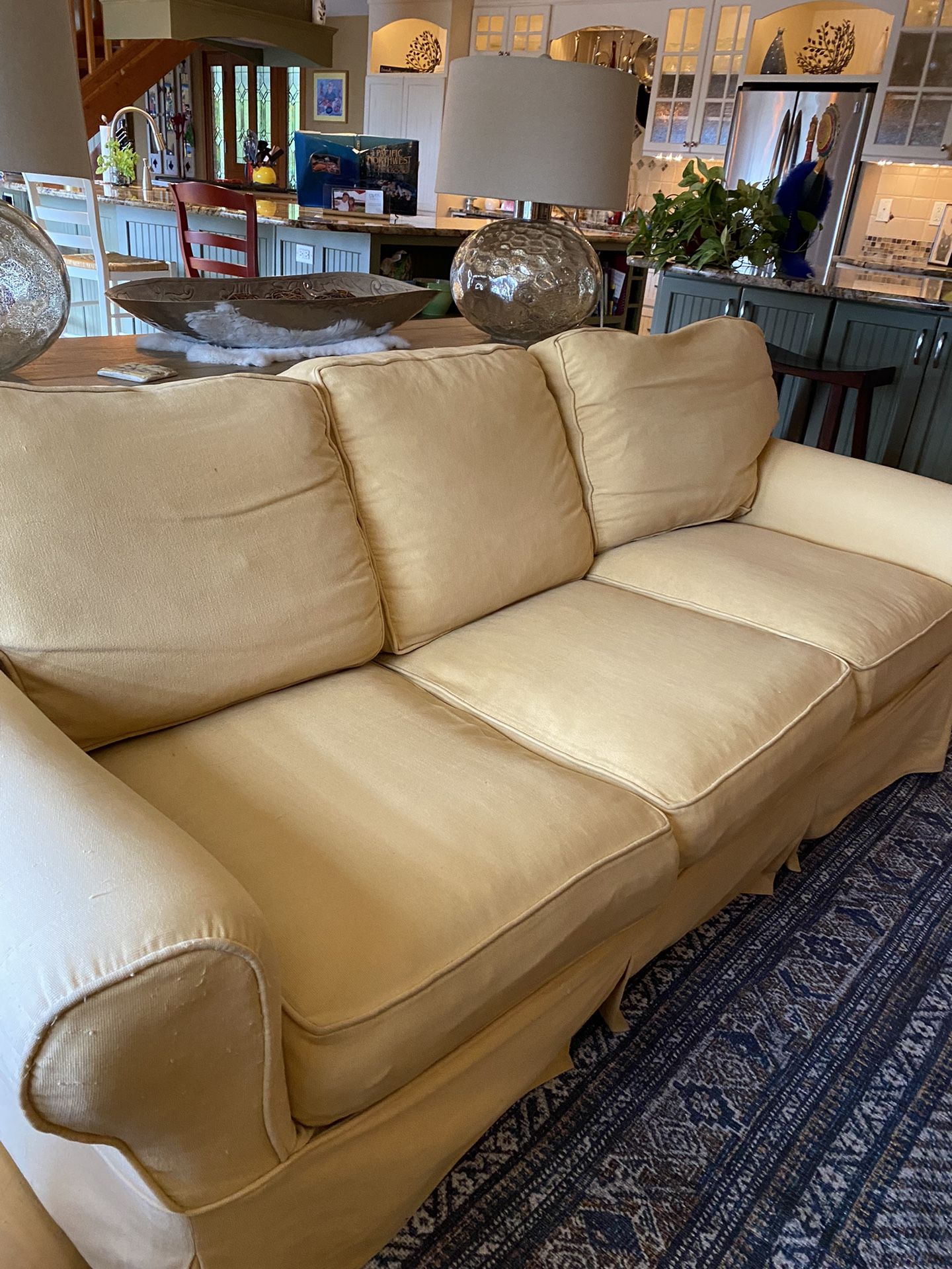 Couch Pottery Barn for Sale in Snohomish, WA OfferUp
