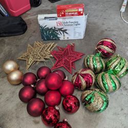 OUTDOOR DECORATION BUNDLE ORNAMENTS OVERSIZED AND LIGHTS 
