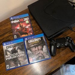 PS4 Slim 1tb 1 Controller 3 Games