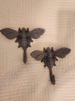 Bee Hook Set