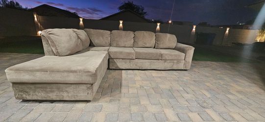 Sectional Couch  !!! FREE DELIVERY