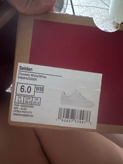 Vans Seldan Sneakers White Women's Size 6