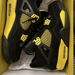 Air Jordan (plus More)