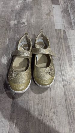1 Youth Extra wide Gold Mary Jane Shoes