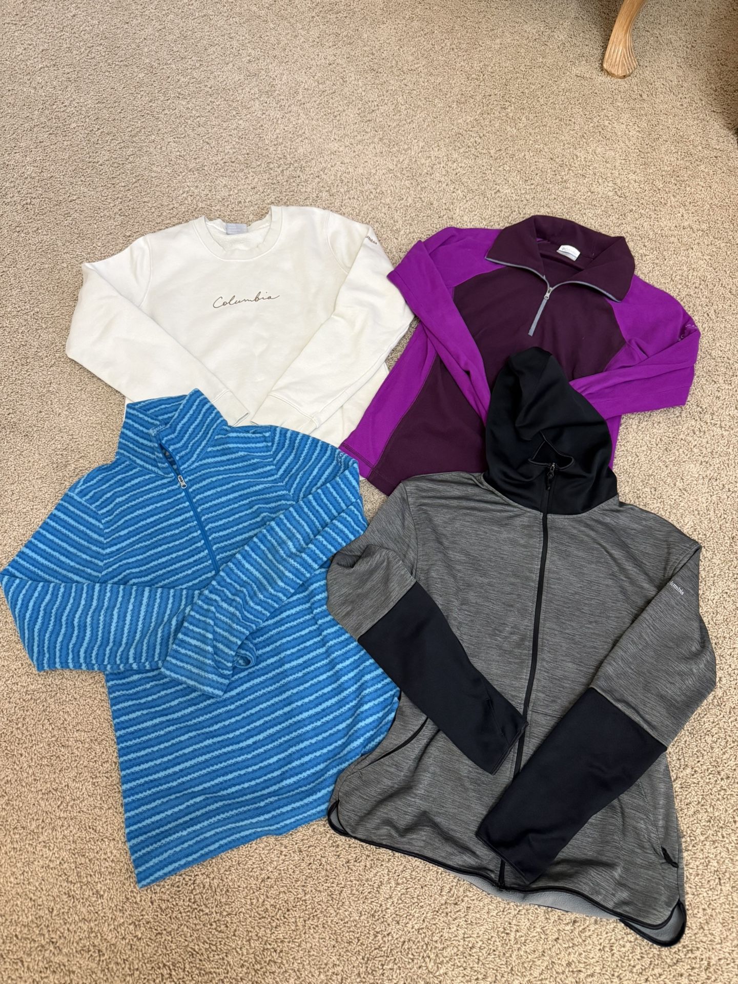 Bundle Columbia Hoodies Pullover Sweatshirts