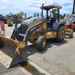 John Deere 210L EP Skiploader