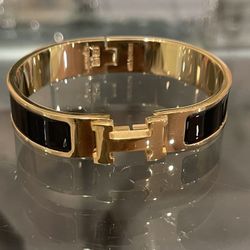 Click H Bracelet 