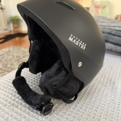 Outdoor Master Ski/Snowboard Helmet Large