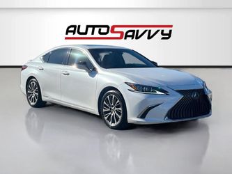 2019 Lexus ES 300h