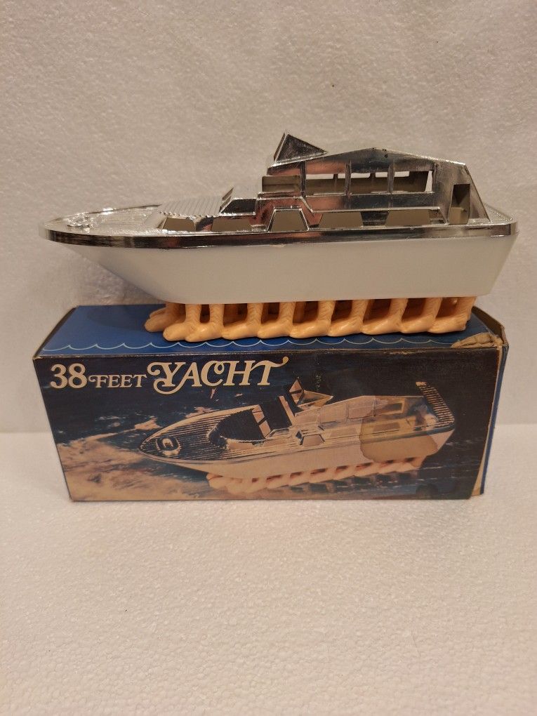 TOY YACHT Gag Gift